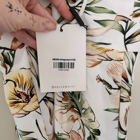Hello Molly - Want You More Floral Jumpsuit/Size 8AU - Picture 3 of 6